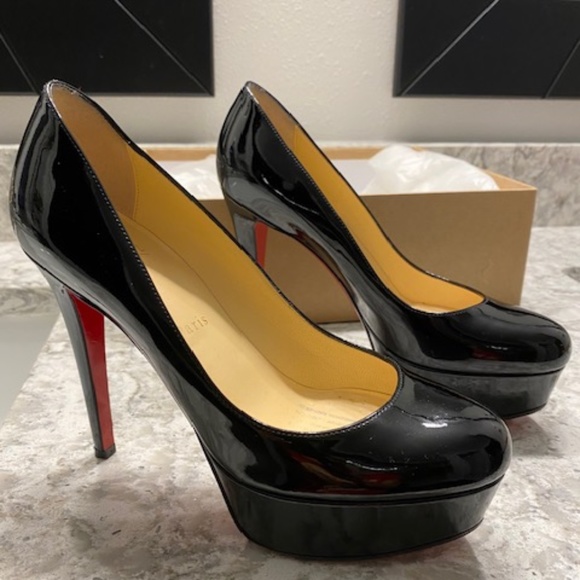 Christian Louboutin Bianca Pumps - Picture 1 of 6